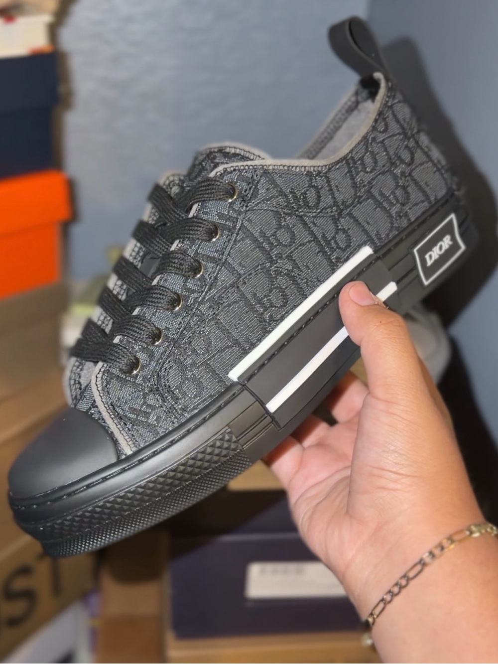 Dior Men’s Gray/Black Low-Top Logo Canvas Sneaker